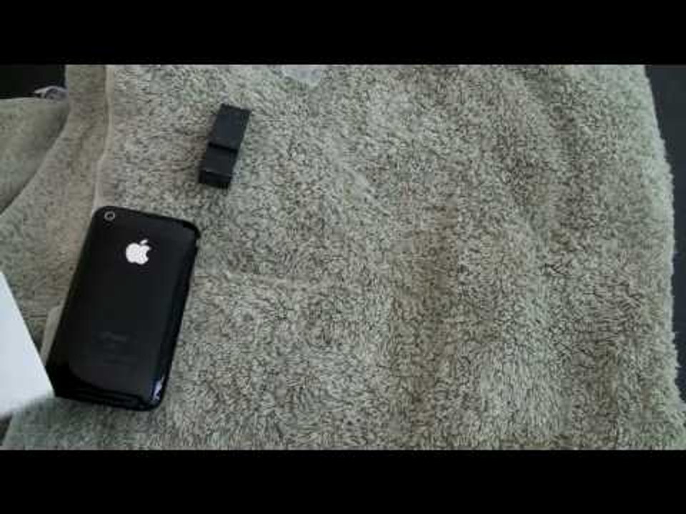 iPhone 3G Protection Brawl!