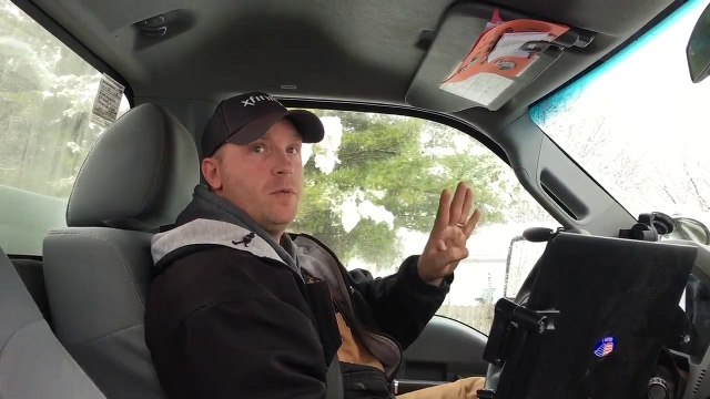 idiotic comcast workers don't care that they are causing traffic-accidents