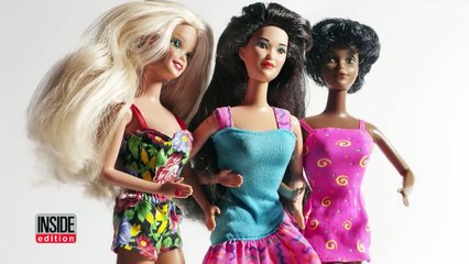 Police Chief With White Beard Plays Along With 3-Year-Old Who Thinks He's Santa-ZsIQ0Zr8AjI