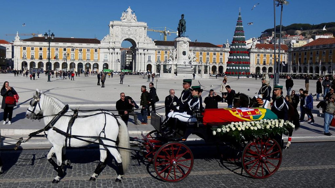 Portugal: Letztes Geleit für Mario Soares