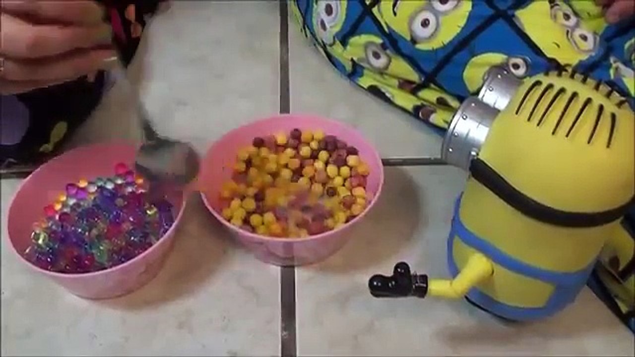 Bad Baby Victoria Vacuum Attacks Annabelle & Crybaby Daddy Toy Freaks Babies