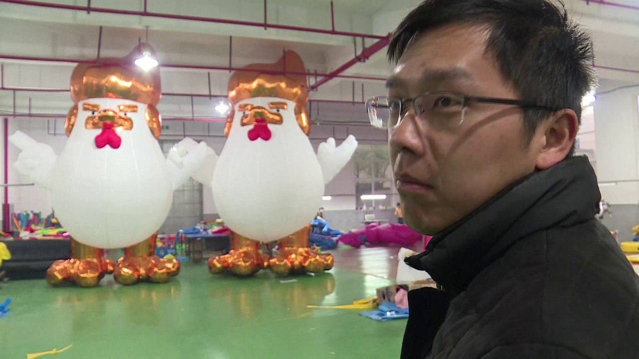 Chine: des sculptures gonflables de Trump pour...