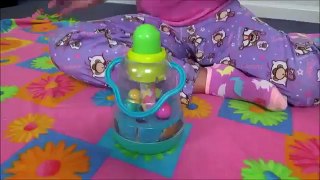 Bad Baby Victoria Spatula Girl vs Snake in Potty Chair ' Annabelle Toy Freaks' H