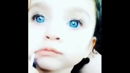 ма ша АЛЛАХ какая она милашка)