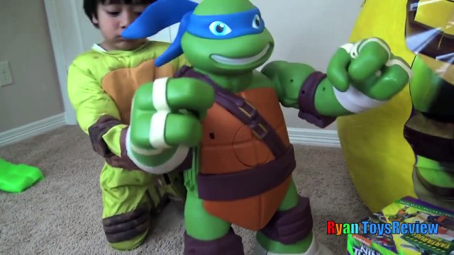 Giant Egg Surprise Opening Ninja Turtles Out of the Shadows Toys Kids Video Ryan ToysReview-5Y0QcuPG