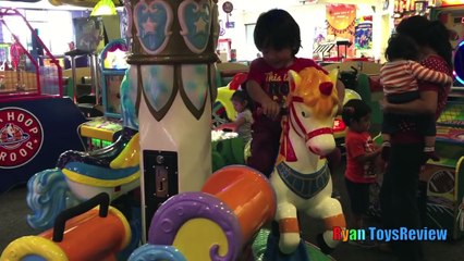 Chuck E Cheese Family Fun Indoor Games and Activiti