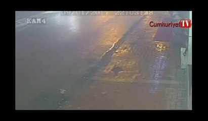 Kontrolden çıkan otomobil restorana girdi