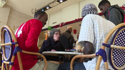 Migrants: un "élan de générosité extraordinaire" à Saint-Brévin