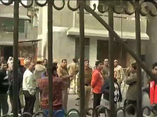বৃদ্ধ বাবাকে কুপিয়ে হত্যা, মাকে জখম