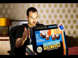 Intel Skylake unboxing: Futuristic Retro