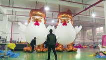 تمثال دجاجة على هيئة ترامب يلقى رواجا كبيرا في الصين