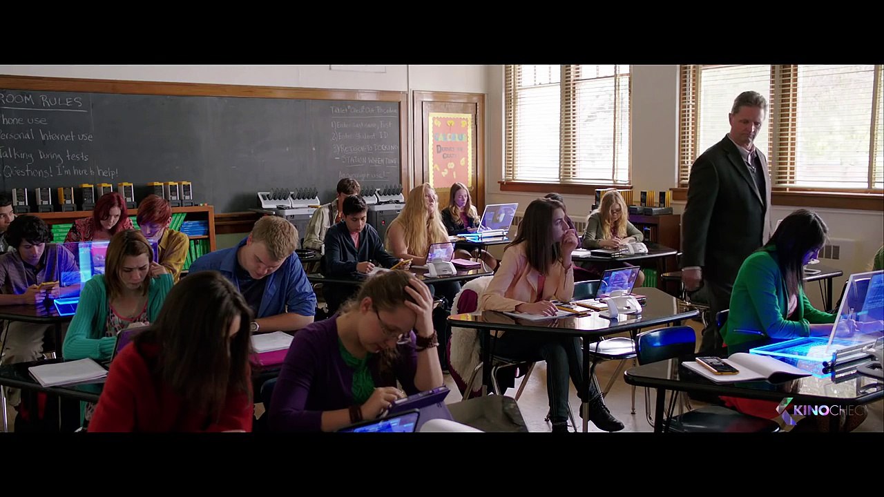 THE SPACE BETWEEN US Trailer 3 (2017)-2VdsJ0A4uwg