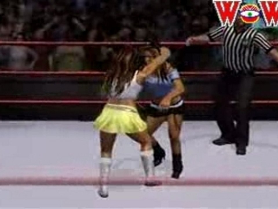 Maria et mickie Team Up