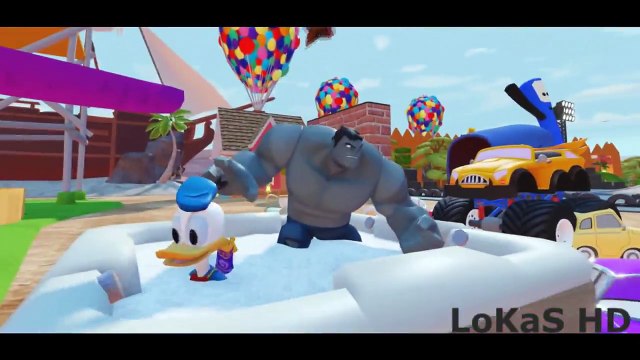 Mickey Mouse & Disneys Donald Duck meets INCREDIBLE GRAY HULK !