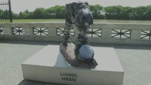 Estatua de Lionel Messi en Buenos Aires fue destruida por un grupo de vándalos