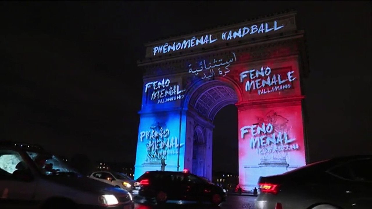 L'Arc de Triomphe est illuminé pour accueillir le Mondial de handball masculin