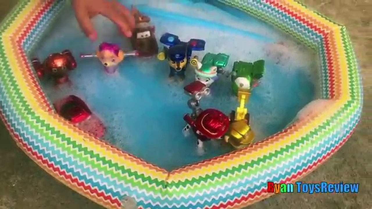 Paw Patrol Toys Bath in Bubbles Pool Disney Cars Toys Spiderman Bubbles Makers Ryan ToysReview