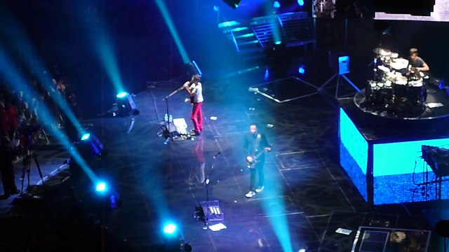 Muse - Guiding Light - Helsinki Hartwall Arena - 10/22/2009