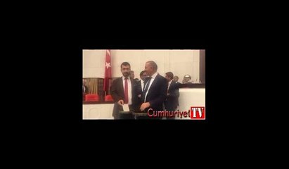 Anayasa değişikliği teklifinin ilk iki maddesini oyladılar