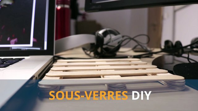 Dessous de verre avec des bâtonnets de glace-hMMt-j-Y04w