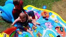 Spiderman Babysits Baby Eli Baby Sprinkles Splash Park Pool ~ Spidey Kid In Real Life Superhero