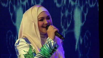Ceria Popstar 2016 - Dato Siti & Awie 'Pandang Pandang Jeling Jeling'-hzwLjH7tV6A