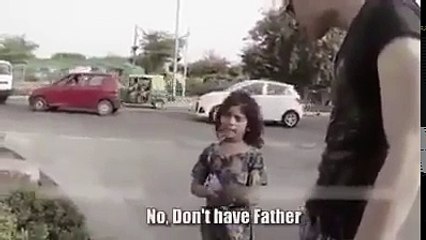 اس بچی کی ایمانداری دیکھ کر آپ کی آنکھوں میں آنسو آ جائیں گے؟ ؟