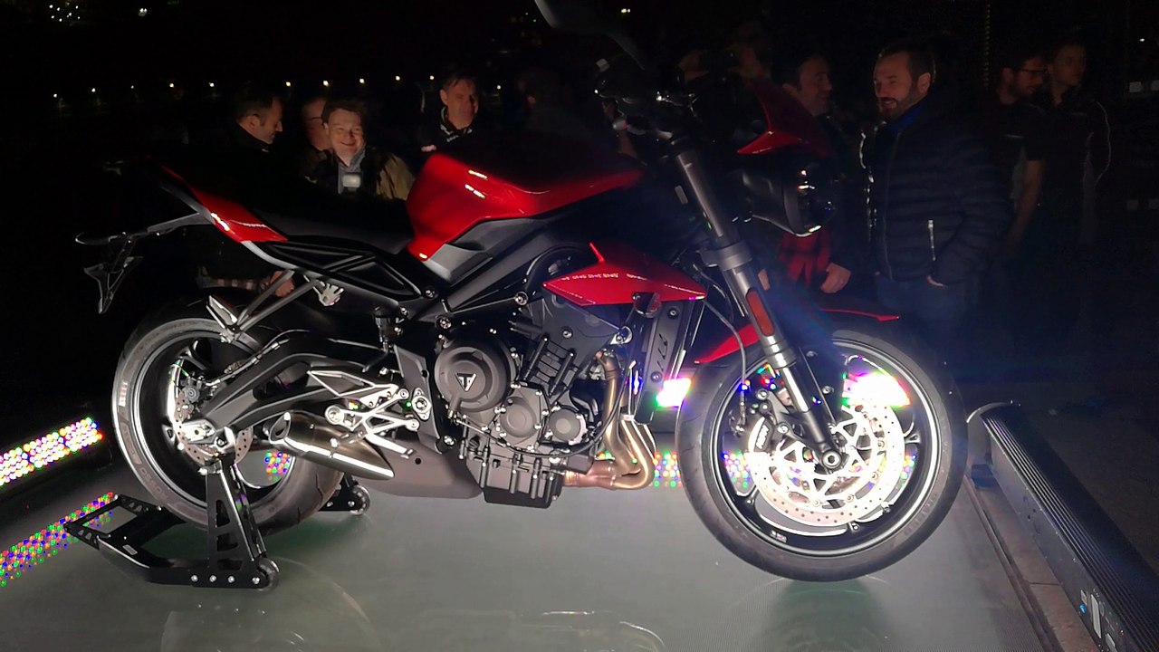 Découverte en vidéo de la nouvelle Triumph Street Triple 800