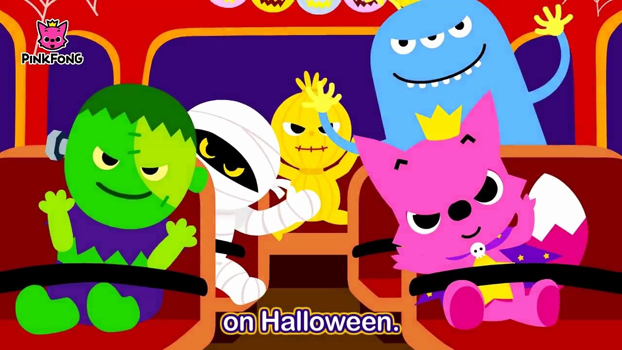 The Spooky Bus _ Halloween Songs _ PINKFONG Songs for Children-DLBaTFLPQoY