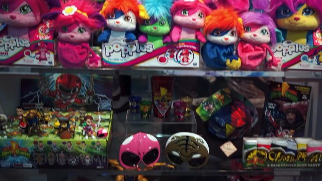 Power Rangers Dino Charge and Mighty Morphin Power Rangers Products at Licensing Expo 2015-_4zluMqkGGI