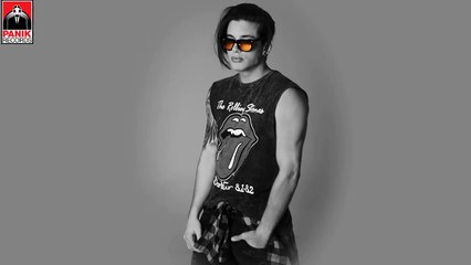 Βαγγέλης Κακουριώτης - Μια Αγκαλιά  (Official Lyric Video HQ)