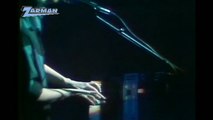 Michel Berger - Chanter pour ceux qui sont loin de chez eux Live Version 1986 bY ZapMan69