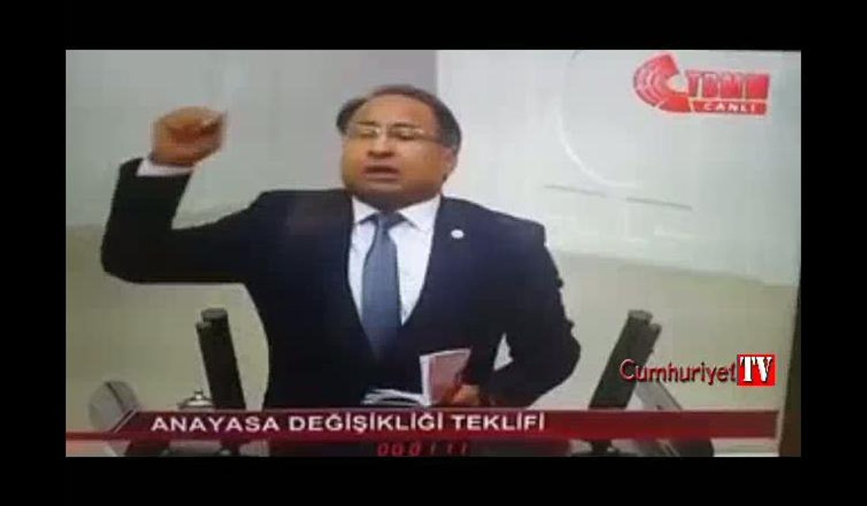Meclis kürsüsünden böyle seslendi: Babam bile gelse o tutanağı yazacağım…