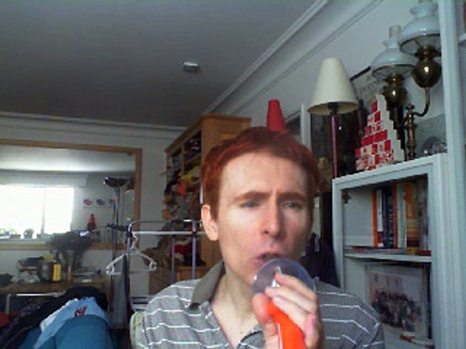 Wiwi égratigne "le blues du bégayeur dicklexique" de Dick Annegarn