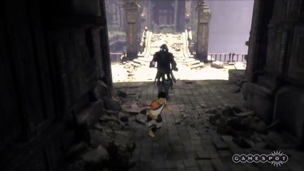 Fighting off Stone Warriors in The Last Guardian Gameplay-_xGg_r_peoc