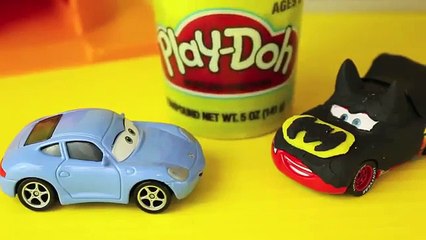 Play Doh Batman Villian Catwoman Play Dough Tutorial Cat Woman Sally with Batman Lightning