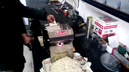 Erişte Kesme Makinesi