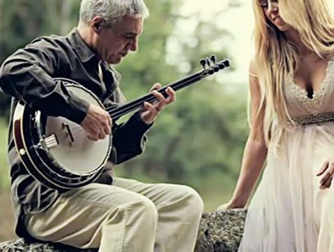 Eziz Dostum Azeri Türküsü.muhtesem ses