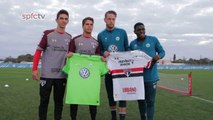 Joias do São Paulo jogam 'futetênis' com dupla do Wolfsburg nos EUA