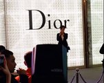 140816 snsd Tiffany拍粉絲 @Dior Opening Event