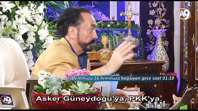 Adnan Oktar darbe girişimi gecesi askere çekilmesi çağrısında bulundu