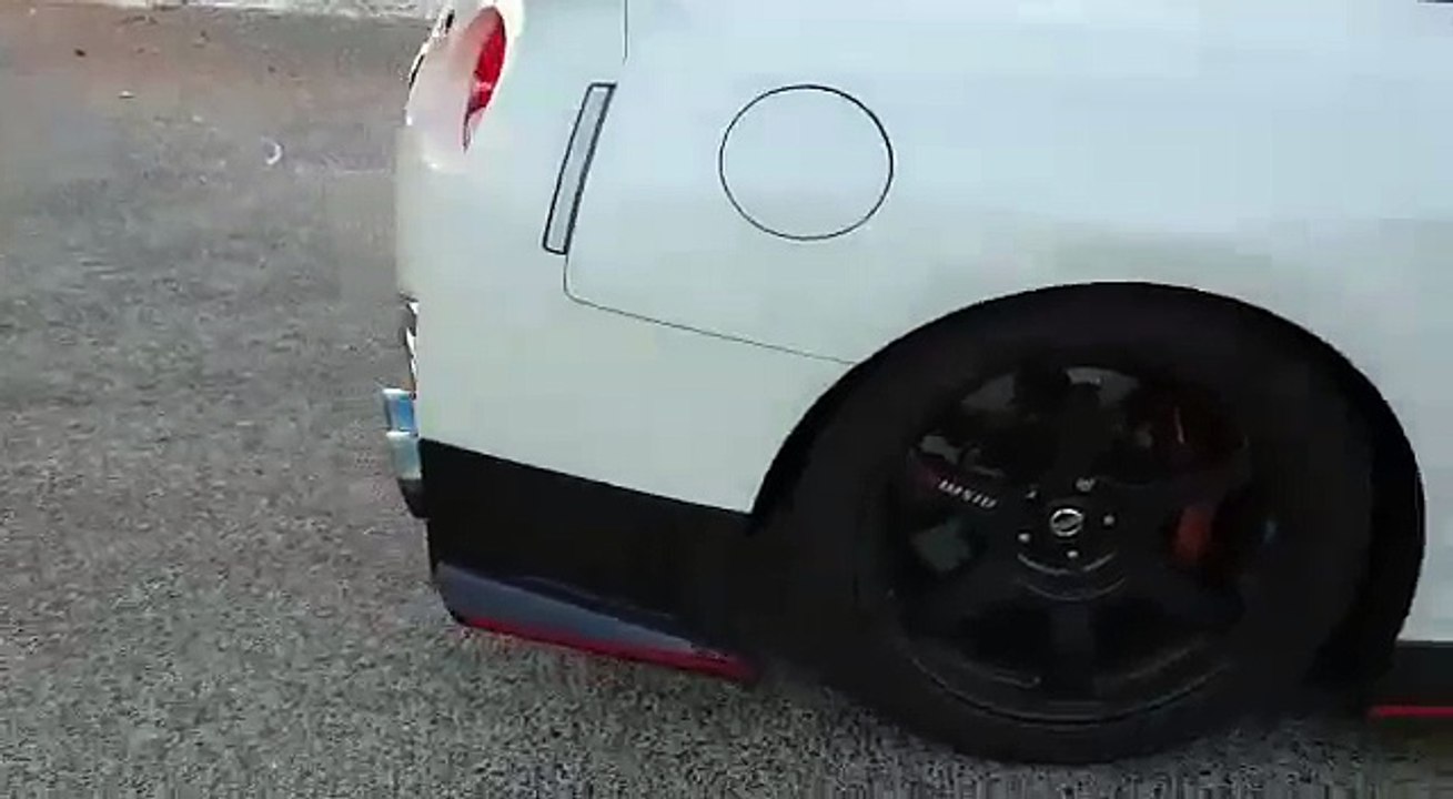GTR Nismo 2016 Acceleration