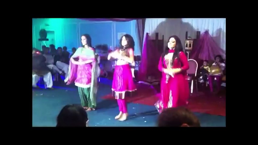 Mehndi Dance    These Girls Have Some Next Level Moves