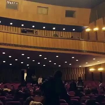 Мужчина в Оперном театре получил молотком по голове