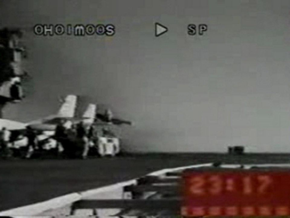 Carrier_Approach_Crash