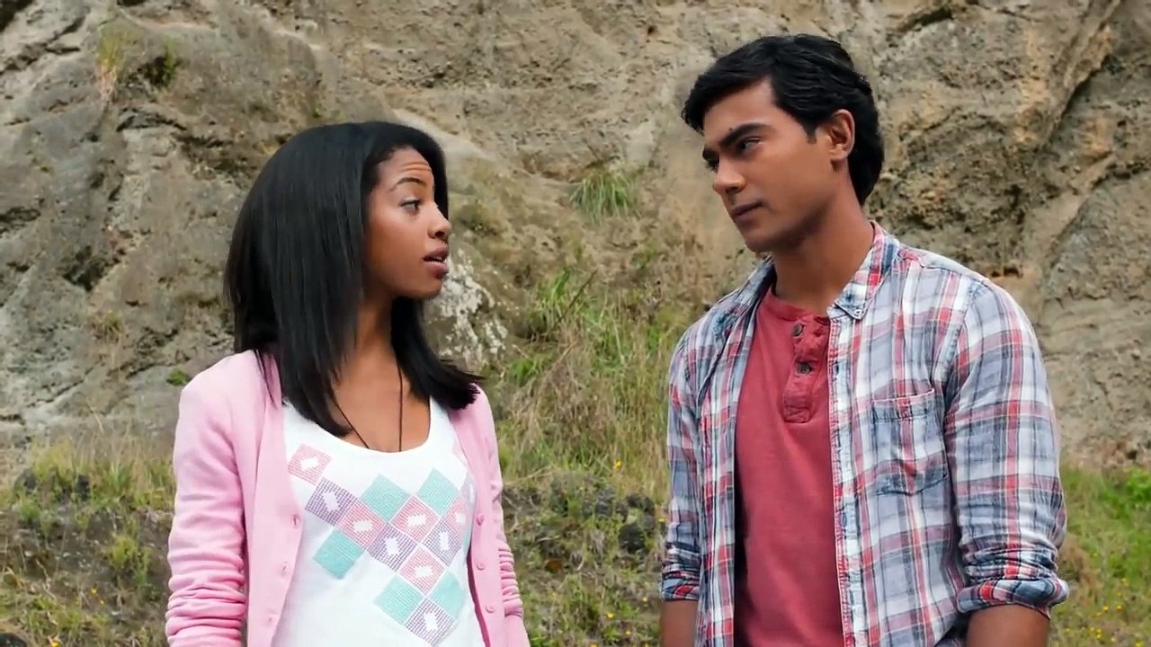 Power Ranger Dino Super Charge _ Tyler y Shelby casi se besan pero Koda ...