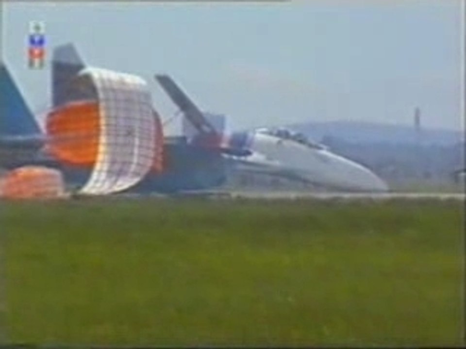 Russian_Knights_-_Crash_Landing