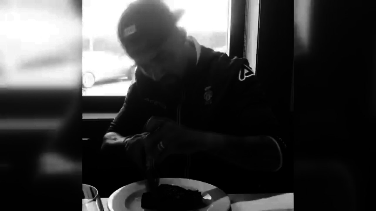 Kevin Boateng Nusret'i taklit ederse...