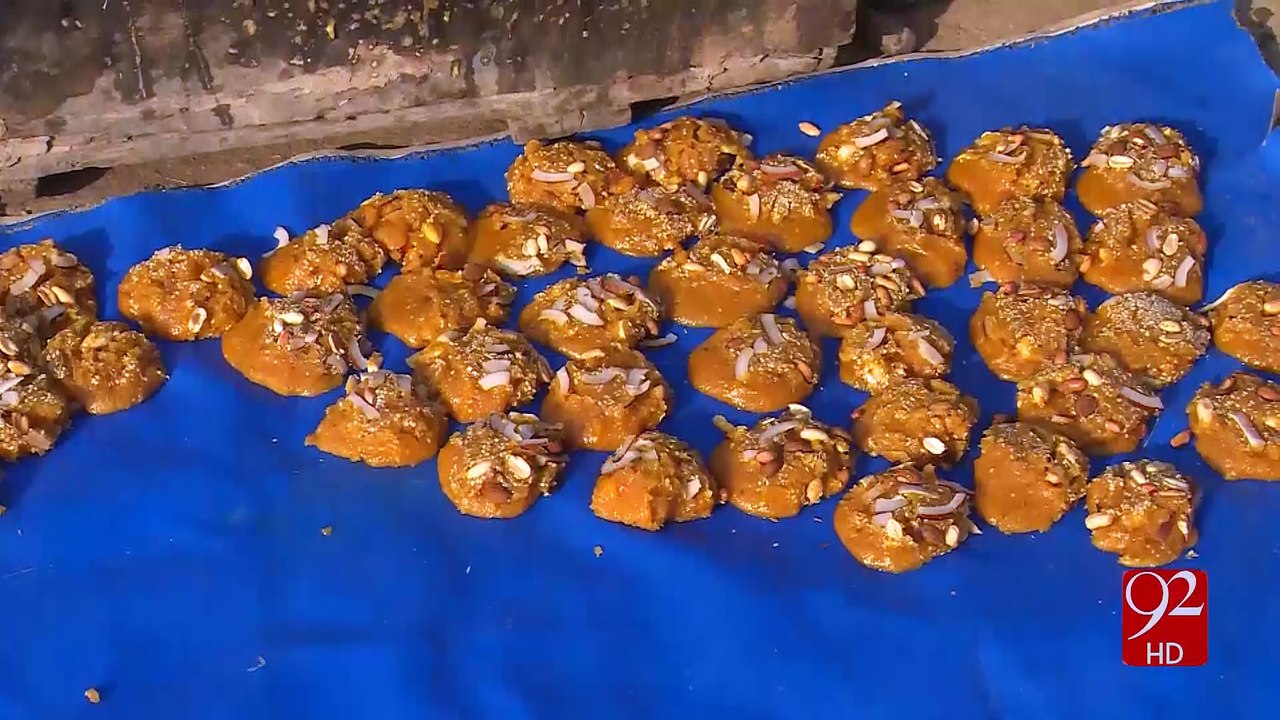 Making of jaggery in Multan 12-01-2017 - 92NewsHD