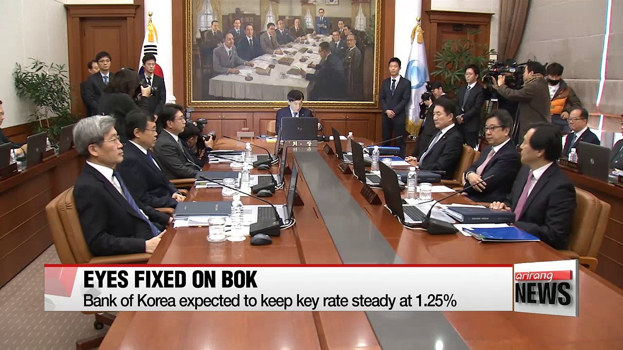 BOK expected to keep key rate steady, but cut growth outlook for 2017